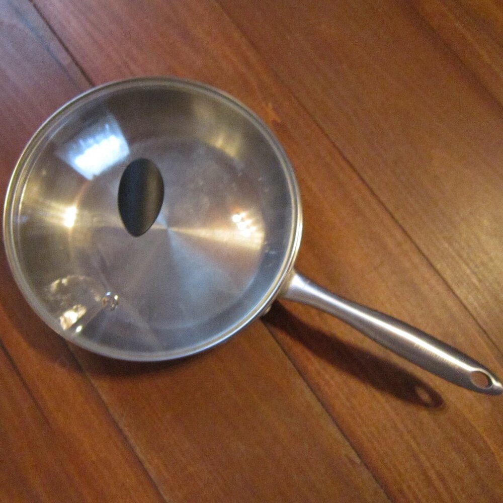 Stainless Steel Skillet 10.75" Frying Pan Frigidaire Cooking Cookware w/ Lid